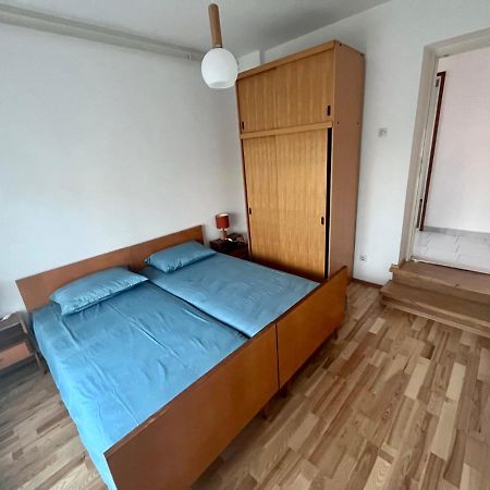 Apartment Franc 伊佐拉 外观 照片