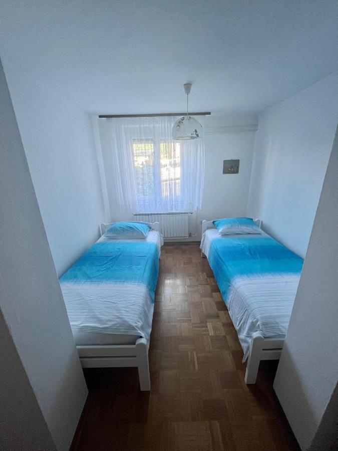 Apartment Franc 伊佐拉 外观 照片