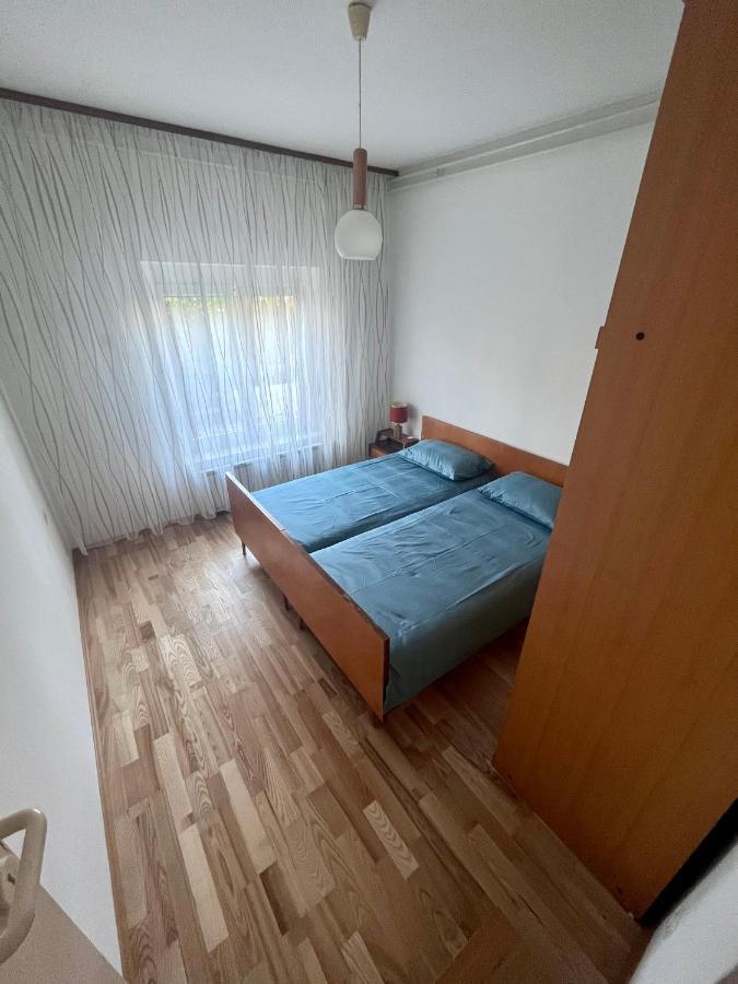 Apartment Franc 伊佐拉 外观 照片