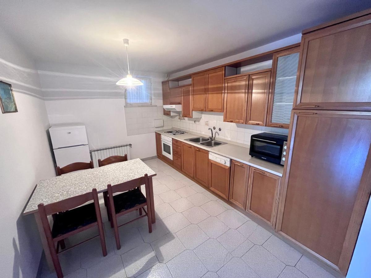 Apartment Franc 伊佐拉 外观 照片