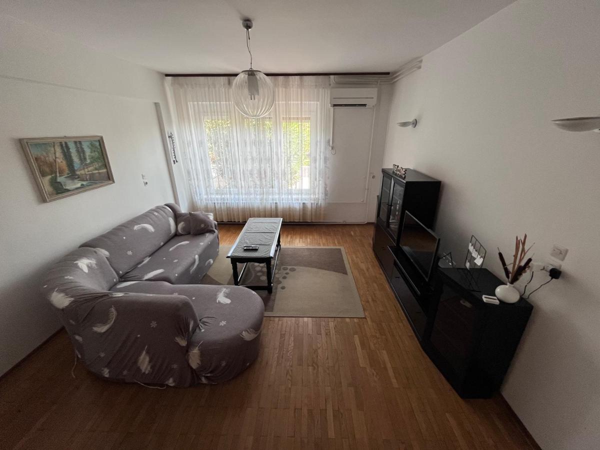 Apartment Franc 伊佐拉 外观 照片